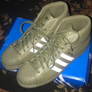 Adidas Pro Model